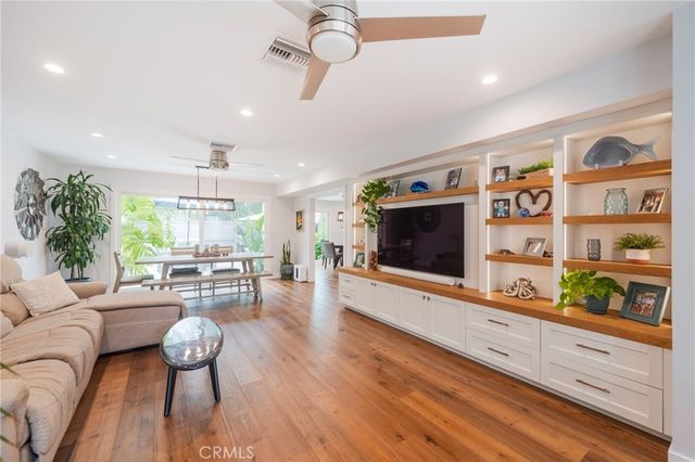 7175 Riptide, Huntington Beach, CA 92648