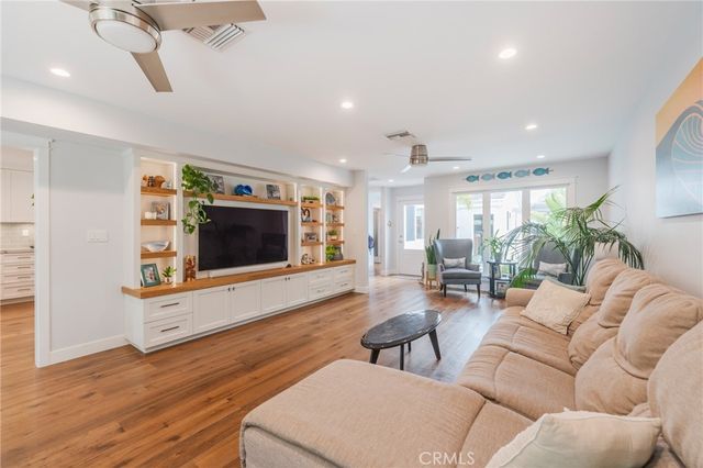 7175 Riptide, Huntington Beach, CA 92648