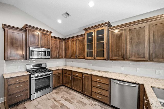 1121 E Maxwell St, Pensacola, FL 32503