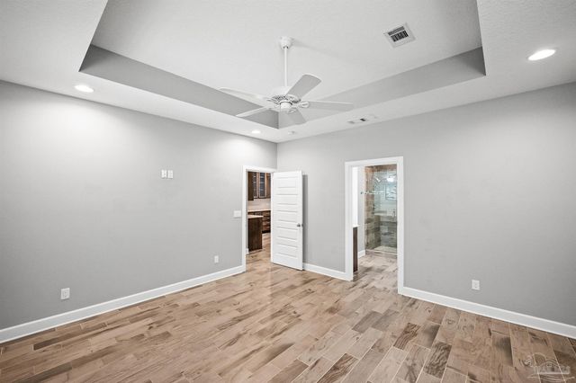 1121 E Maxwell St, Pensacola, FL 32503