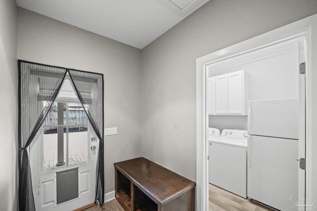 1121 E Maxwell St, Pensacola, FL 32503