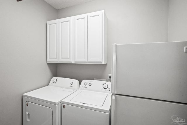 1121 E Maxwell St, Pensacola, FL 32503