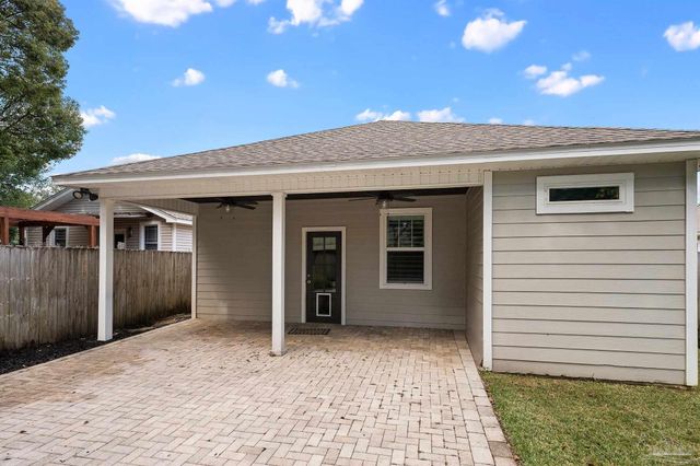 1121 E Maxwell St, Pensacola, FL 32503