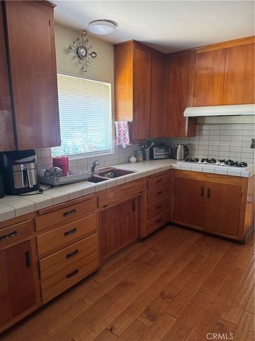 2011 E Orange Grove, Orange, CA 92867