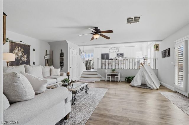 8213 Fawn Brook Court, Las Vegas, NV 89149