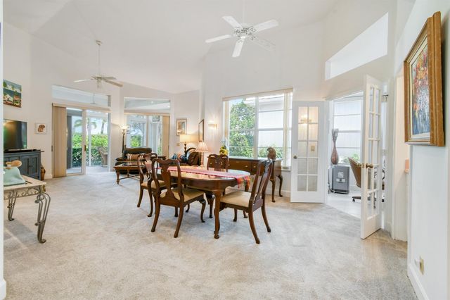 2201 NW Seagrass Drive, Palm City, FL 34990