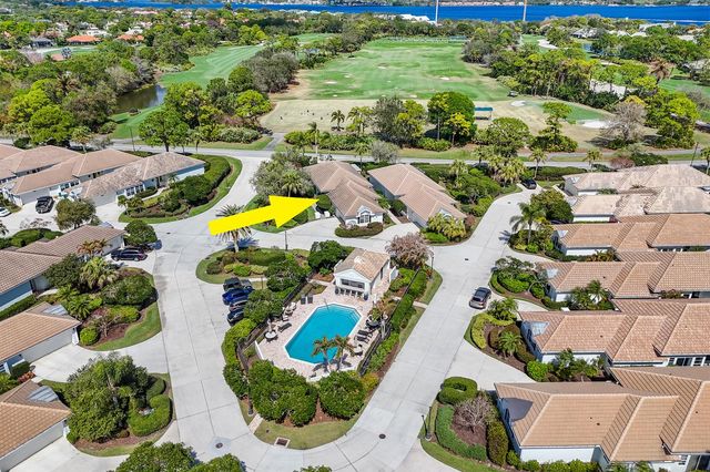 2201 NW Seagrass Drive, Palm City, FL 34990