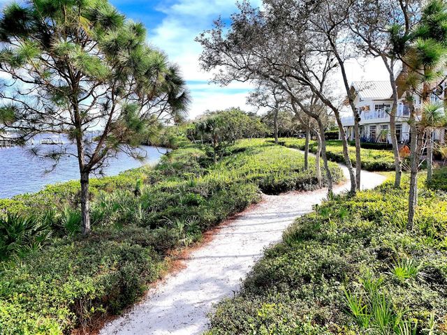 2201 NW Seagrass Drive, Palm City, FL 34990