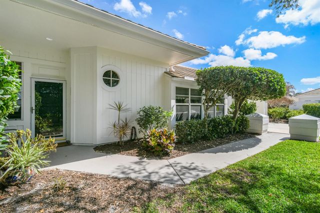 2201 NW Seagrass Drive, Palm City, FL 34990