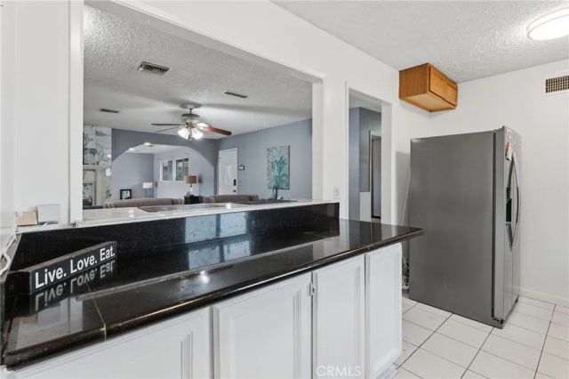 8233 Fallbrook, West Hills, CA 91304