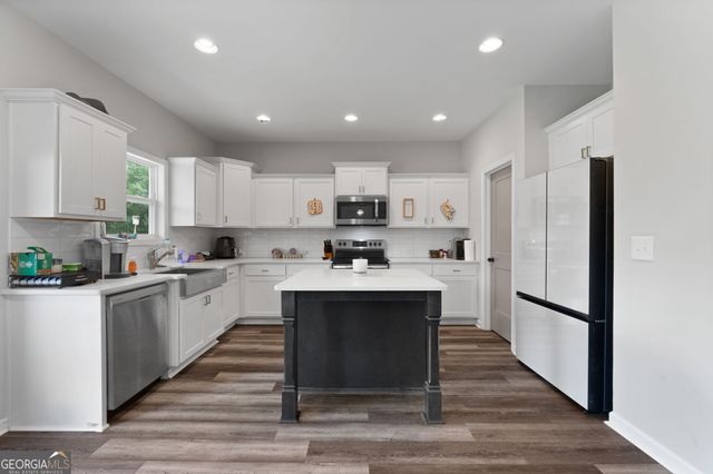 168 Shadow Wood Lane, Thomaston, GA 30286