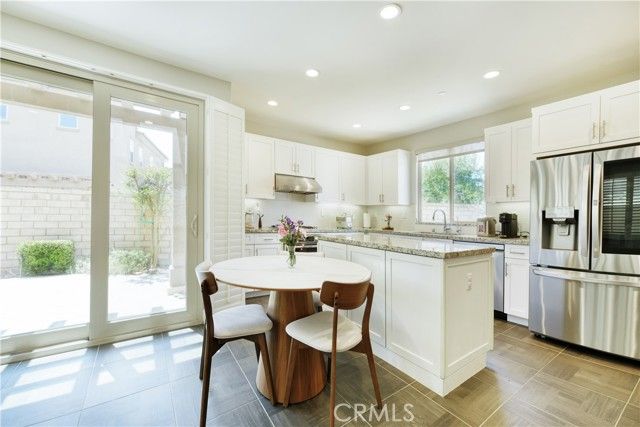 99 Fuchsia, Lake Forest (el Toro), CA 92630