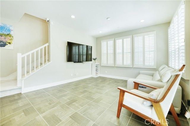 99 Fuchsia, Lake Forest (el Toro), CA 92630