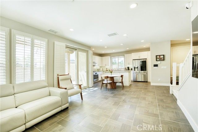 99 Fuchsia, Lake Forest (el Toro), CA 92630