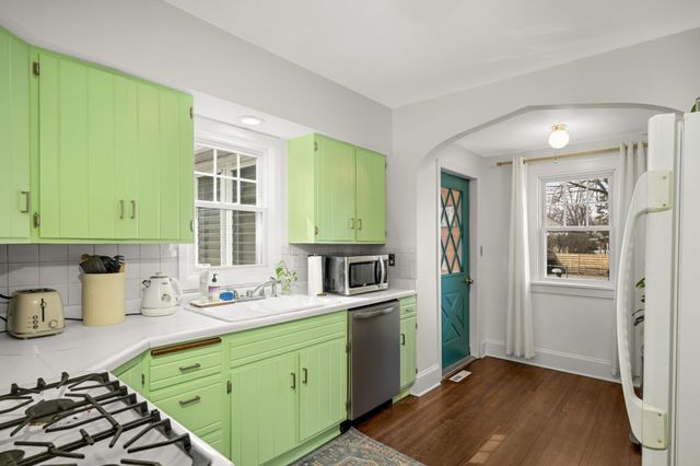 4211 Upton Avenue N, Minneapolis, MN 55412