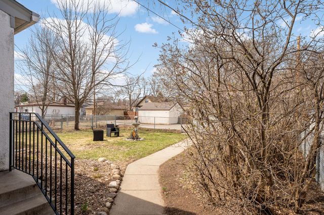 4211 Upton Avenue N, Minneapolis, MN 55412