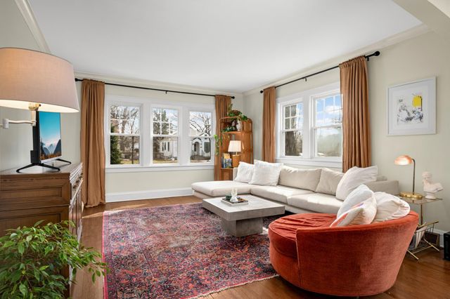 4211 Upton Avenue N, Minneapolis, MN 55412