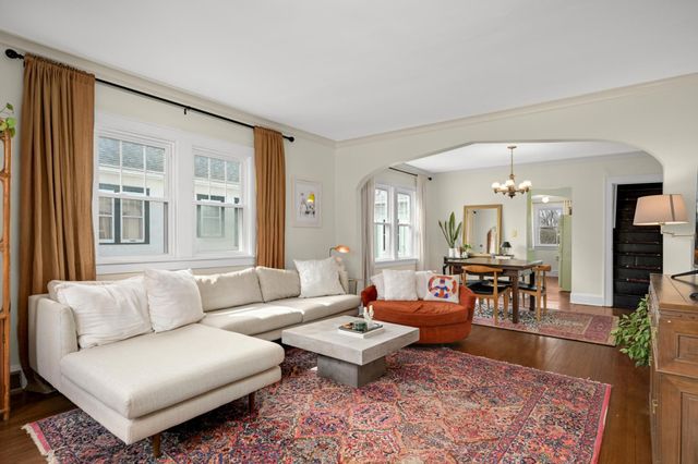 4211 Upton Avenue N, Minneapolis, MN 55412