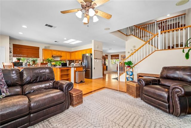 925 Hemingway Drive, Corona, CA 92878