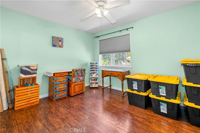 925 Hemingway Drive, Corona, CA 92878