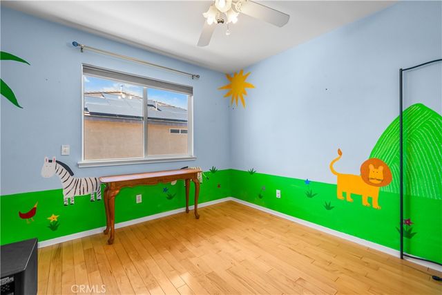 925 Hemingway Drive, Corona, CA 92878