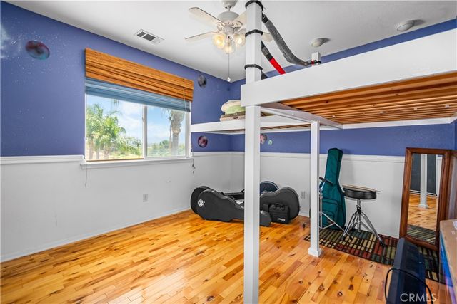 925 Hemingway Drive, Corona, CA 92878