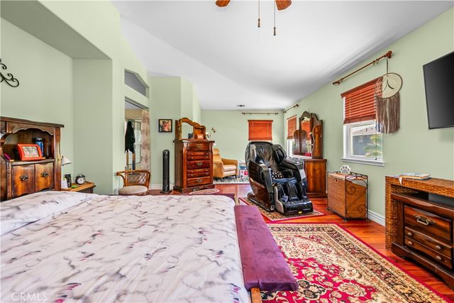 925 Hemingway Drive, Corona, CA 92878