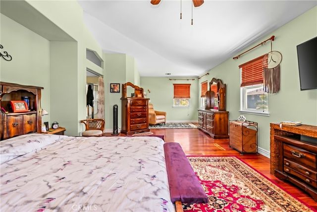 925 Hemingway Drive, Corona, CA 92878