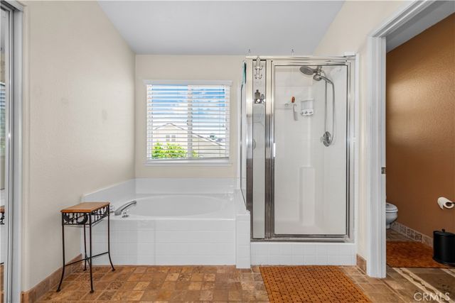 925 Hemingway Drive, Corona, CA 92878