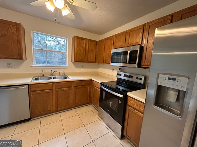 834 Kendall Park Drive, Winder, GA 30680