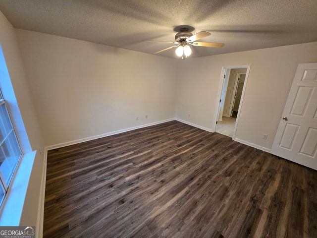 834 Kendall Park Drive, Winder, GA 30680