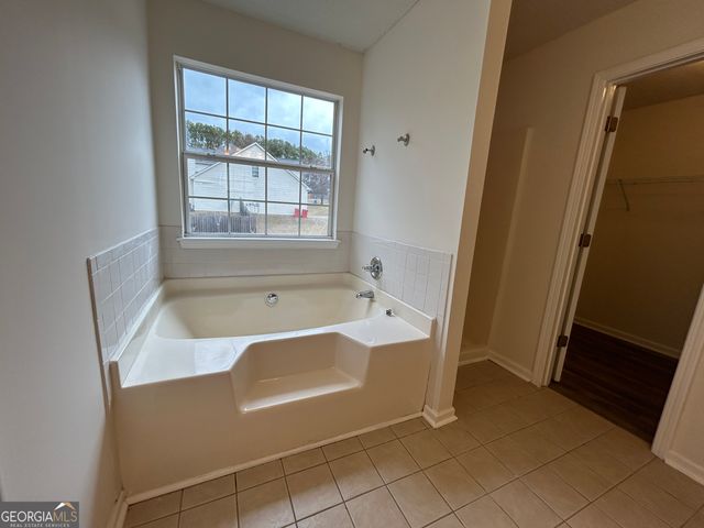 834 Kendall Park Drive, Winder, GA 30680