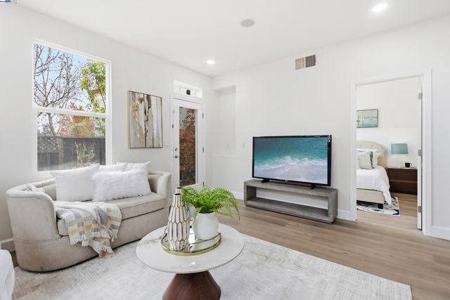 3364 Chartwell St, San Ramon, CA 94583