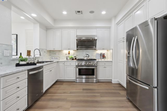 3364 Chartwell St, San Ramon, CA 94583