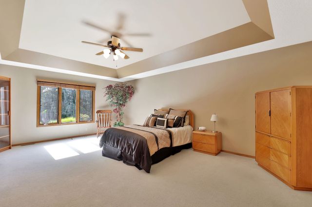 7910 W Meadow Pass Cir, Wichita, KS 67205