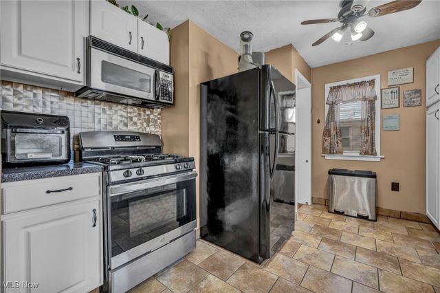 18111 Marcella Road, Cleveland, OH 44119