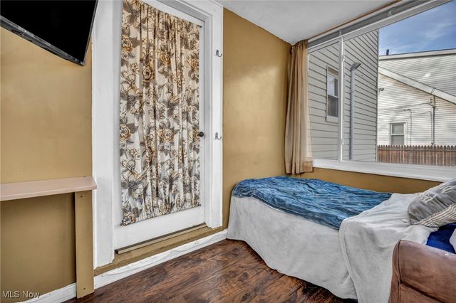 18111 Marcella Road, Cleveland, OH 44119