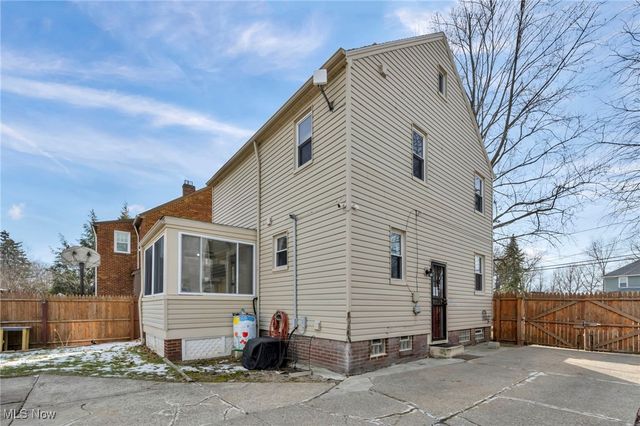 18111 Marcella Road, Cleveland, OH 44119