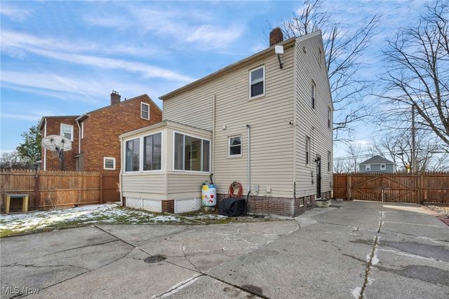 18111 Marcella Road, Cleveland, OH 44119