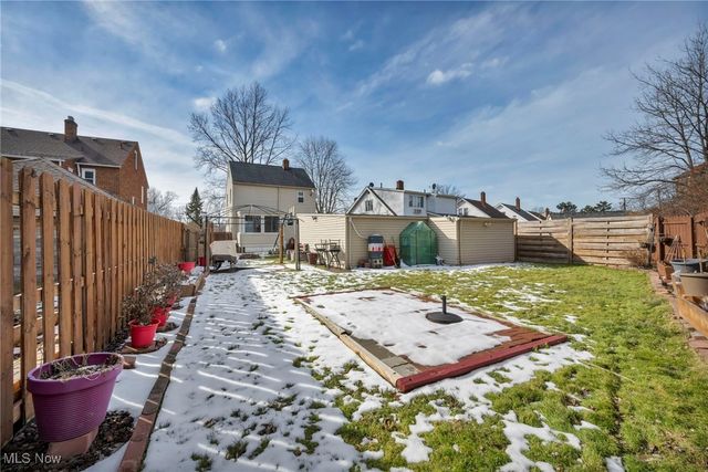 18111 Marcella Road, Cleveland, OH 44119