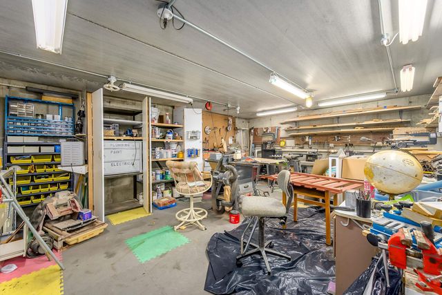 13905 W Remington Ct, Wichita, KS 67235