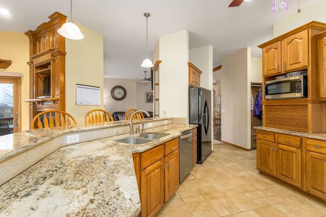 13905 W Remington Ct, Wichita, KS 67235