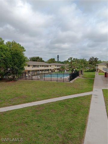 3325 Airport RD N H7, Naples, FL 34105