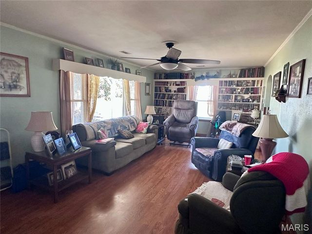 122 E Lewis Street, Lilbourn, MO 63862