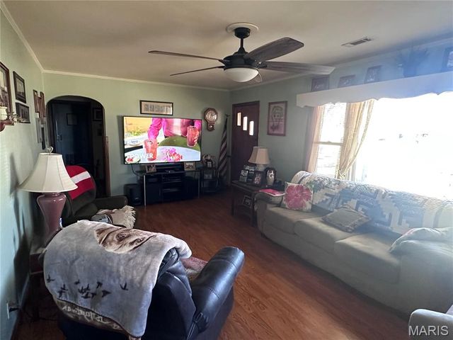 122 E Lewis Street, Lilbourn, MO 63862