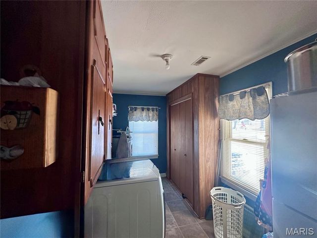 122 E Lewis Street, Lilbourn, MO 63862