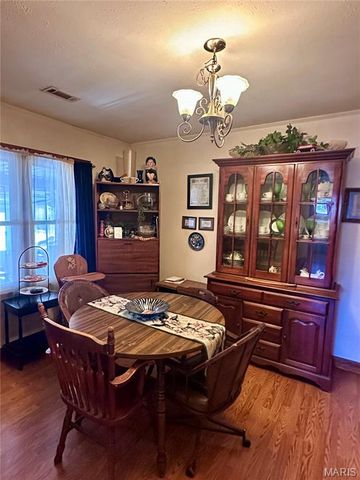 122 E Lewis Street, Lilbourn, MO 63862