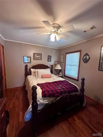 122 E Lewis Street, Lilbourn, MO 63862