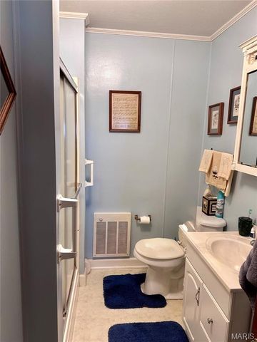 122 E Lewis Street, Lilbourn, MO 63862