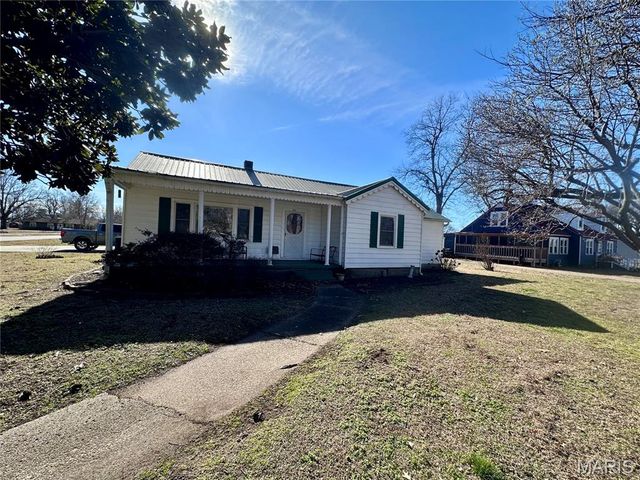 122 E Lewis Street, Lilbourn, MO 63862